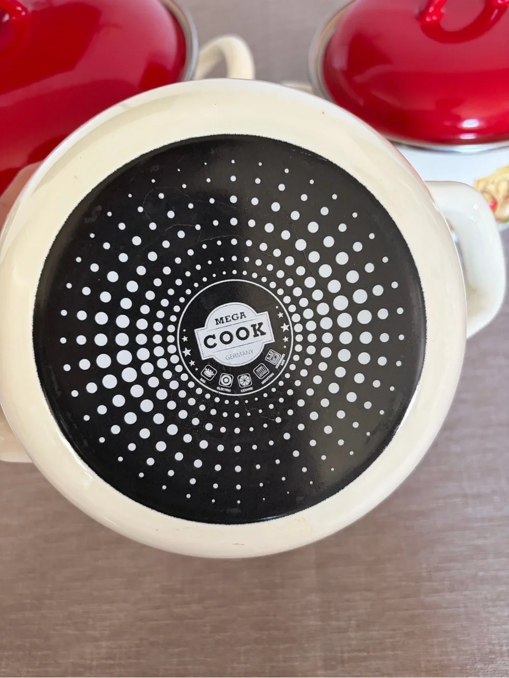 3-Piece Cream Ceramic Stockpot Set with Red Lids
